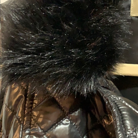 TALBOTS Motoblack puffer vest SZ M- collar - Picture 5 of 8